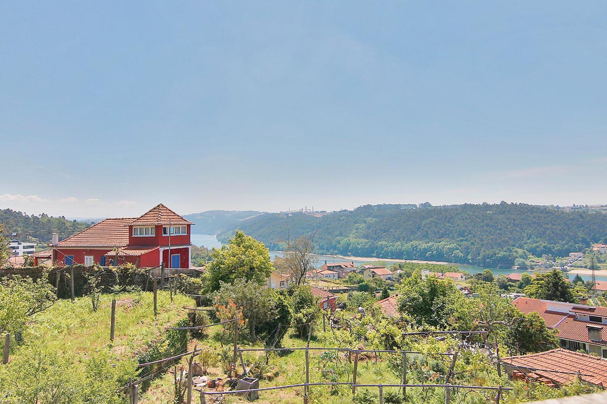 Com O Douro A Vista Bed and Breakfast Jovim Exteriör bild